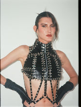 Lade das Bild in den Galerie-Viewer, Leather Crop
